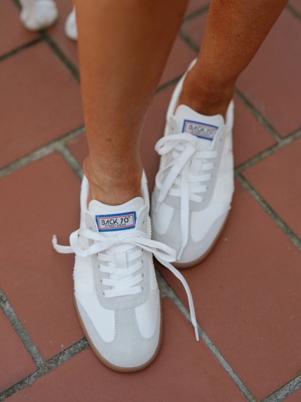 White Back 70 Sneakers - Picture 9 of 10
